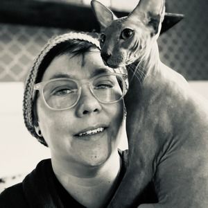 Meet your Posher, Kendra